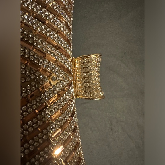Kelly & Katie Curves Crystal Clutch Gold NWT - Picture 15 of 16